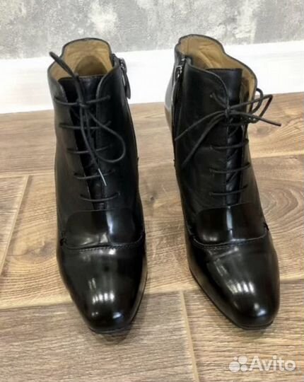 Ботинки от RiaRosa