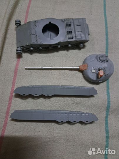 Модели Звезда Revell Modelcollect 1/72