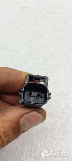 Датчик ABS задний Land Rover Range Rover Evoque