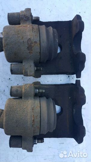 Суппорт передний VW Audi Skoda 1997-2020