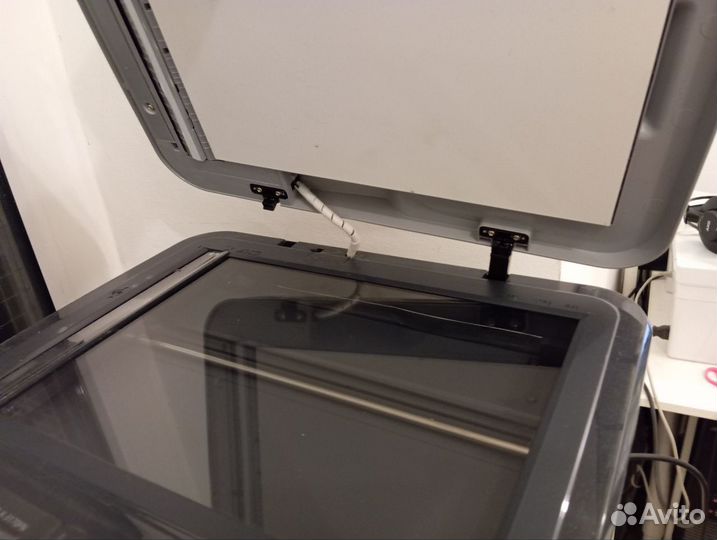 Цветной лазерный принтер Samsung CLX-3170fn мфу