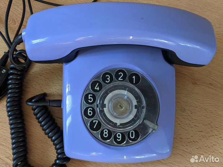 Телефон дисковый сиреневый проводной