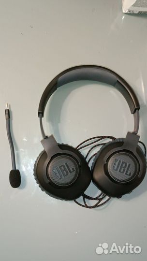 Проводные наушники jbl