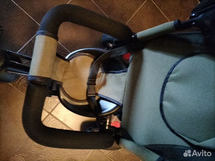 Трехколесный велосипед Capella с ручкой