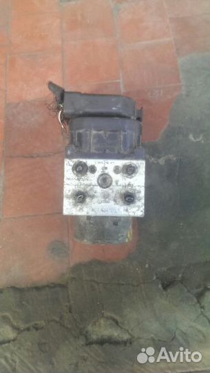 Блок ABS для VW Passat (B5) 1996-2000, A4 (B5) 199