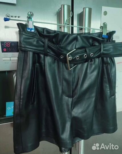 Шорты кожаные