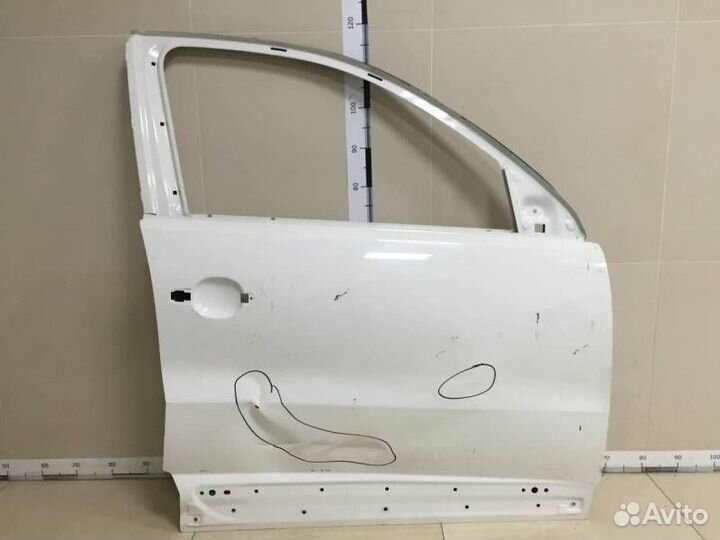 Б/У Дверь передняя правая 5N0831312C, 5N0831056