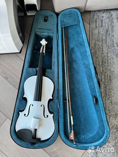 Скрипка Brahner белая BVC-370/MWH 4/4