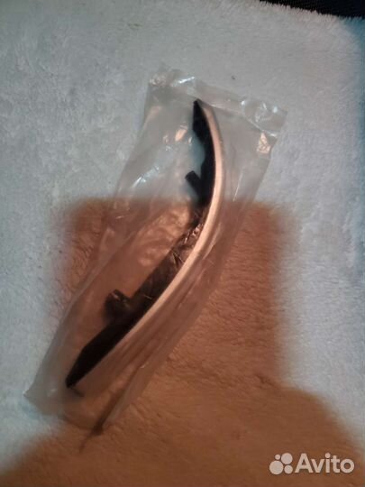 Повторитель в левое зеркало Kia Sportage