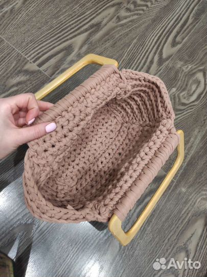 Сумка женская из трикотажной пряжи