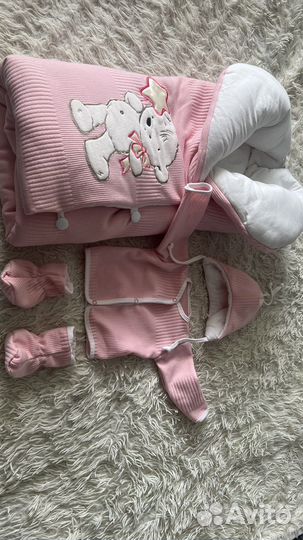 Комплект на выписку для девочки зима