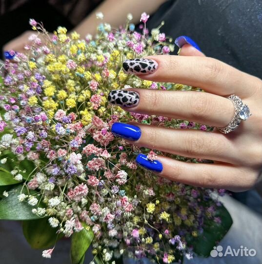 Нужна модель на маникюр