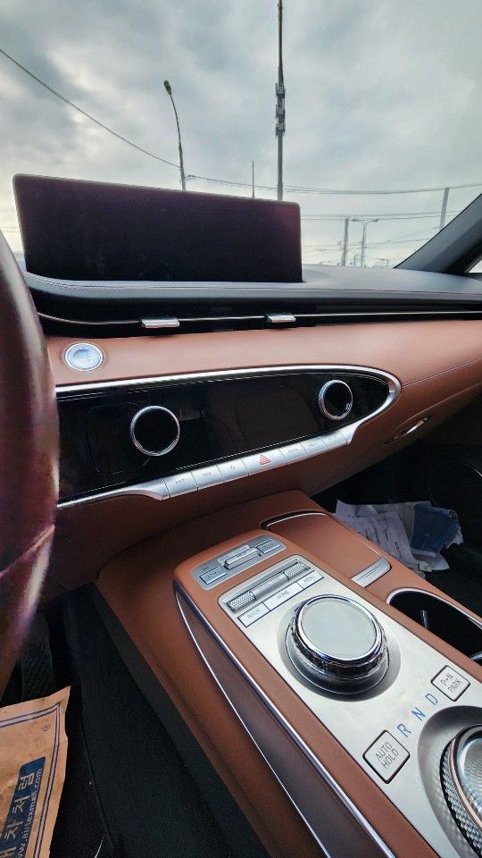 Genesis GV70: фото из отзыва