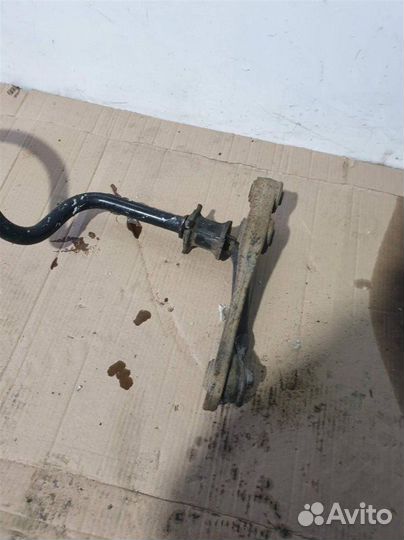 Стабилизатор задний Toyota Land Cruiser 200 22