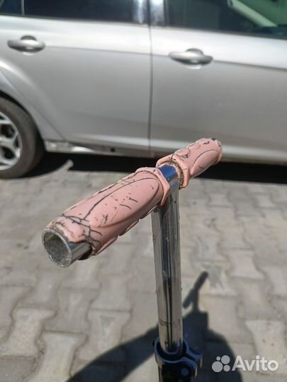 Самокат детский со светящимися колесами