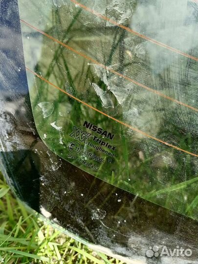 Стекло заднее Nissan Primera P10