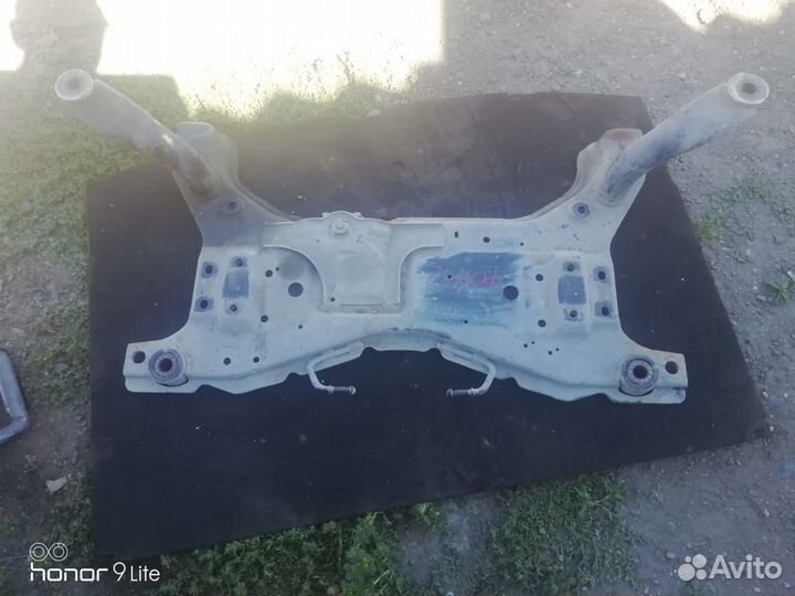 Подрамник передний Форд Фокус 2 1.4