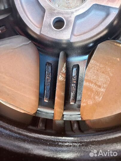 Диски R15 4x100 Megami 1 BKF