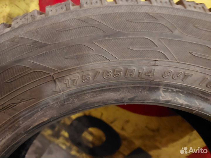 Yokohama Ice Guard Stud IG55 175/65 R14