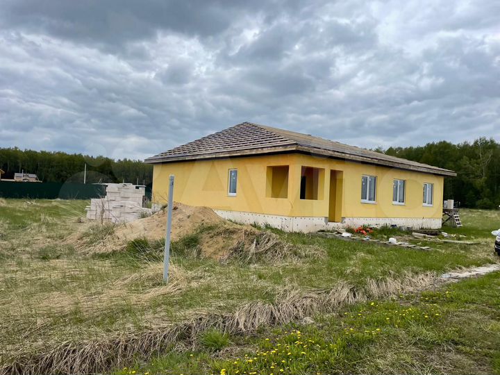 Дом 180 м² на участке 11 сот.