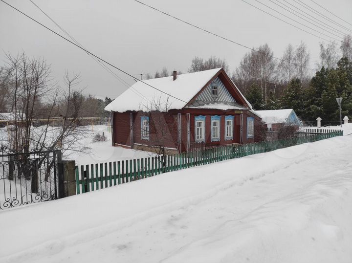 Дом 52,7 м² на участке 12,7 сот.