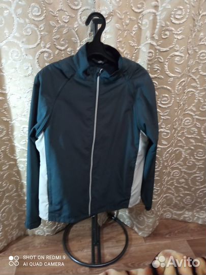 Куртка ветровка мужская б/у, размер 48