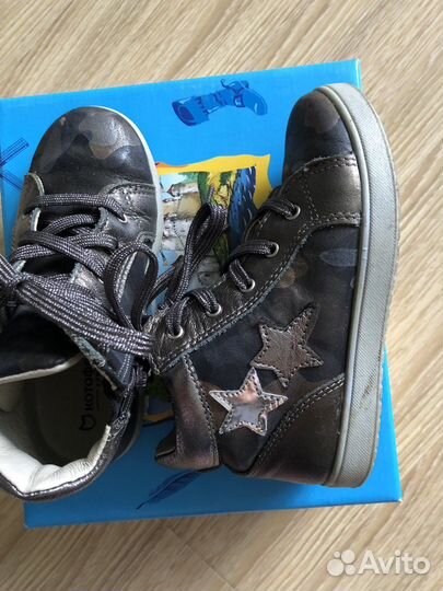 Ботинки для девочки размер 28