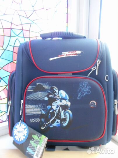 Рюкзак школьный новый