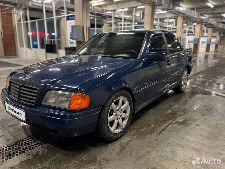 Mercedes-Benz C-класс 1.8 AT, 1996, 100 000 км