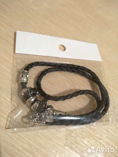 Шнурок на шею