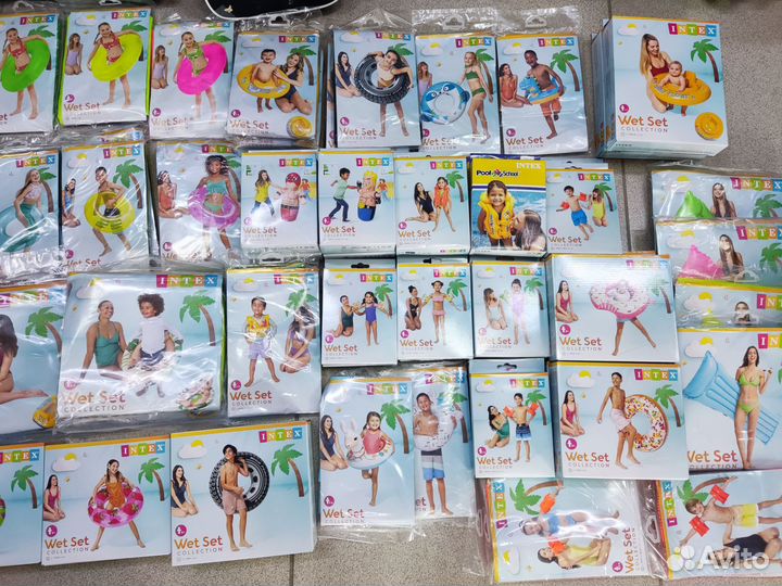 Надувной круг для плавания