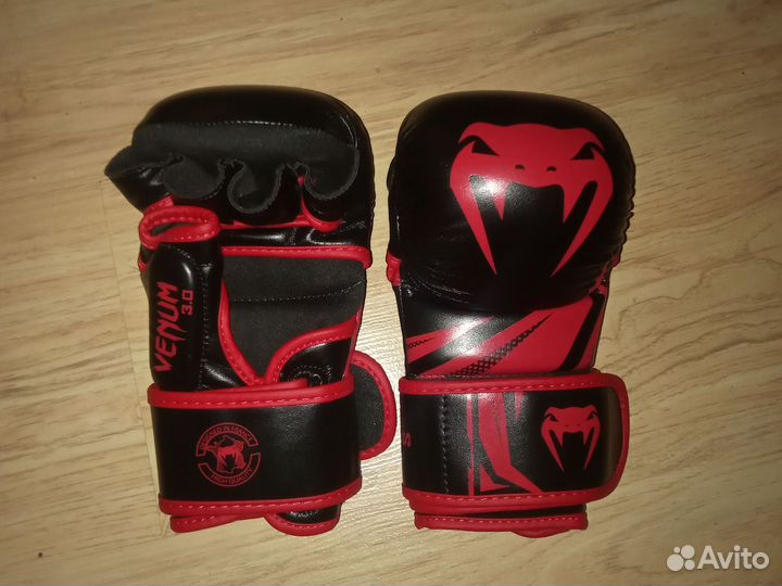 Боксерские перчатки-крабы