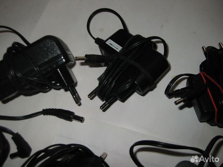 Зарядное устройство