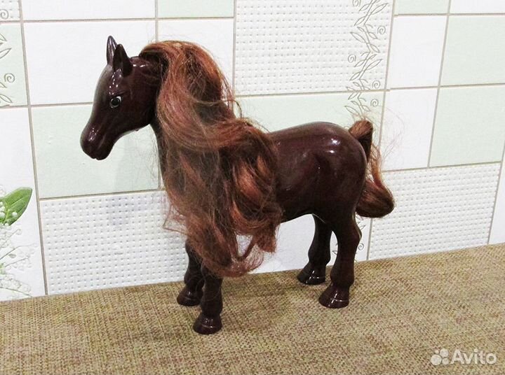 Статуэтка лошади
