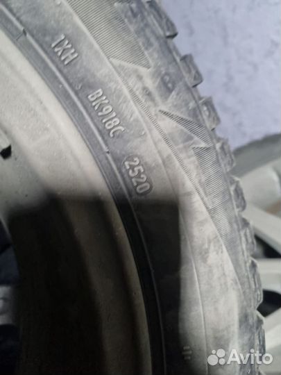 Pirelli Ice Zero 2 205/55 R16 94T