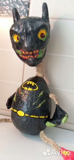 Интерьерная кукла Бэтман-зомби из папье-маше