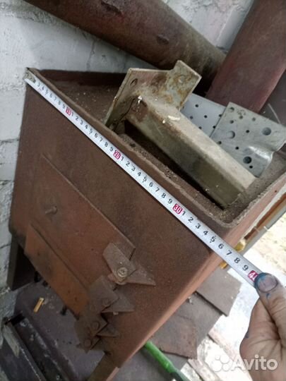 Две буржуйки. Маленькая 3000 большая 4500