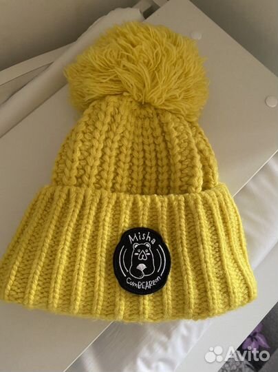 Новая шапка Misha combearzon