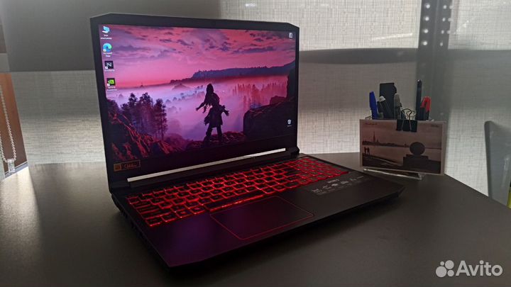 Acer Nitro 5/ GTX1650 ti/ Ryzen 5 4600/16gb