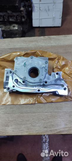 Масляный насос MD302234