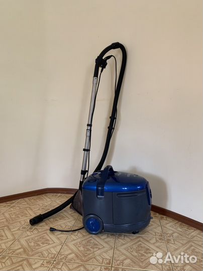 Моющий пылесос LG Hippo в отличном состоянии
