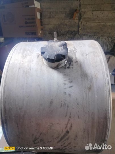 Топливный бак на volvo fh
