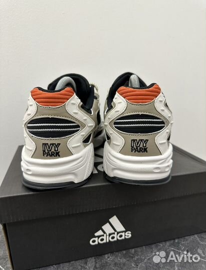 Кроссовки adidas