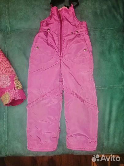 Демисезонный костюм на девочку 98-104