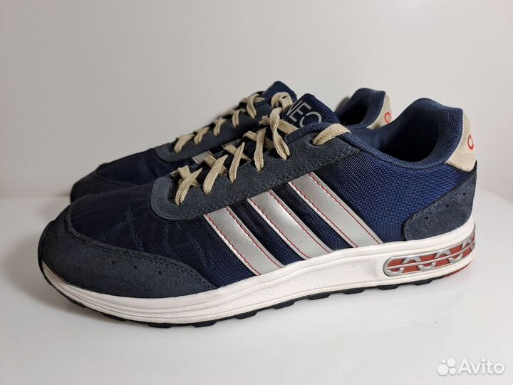 7051(65) Кроссовки Adidas 40 размера