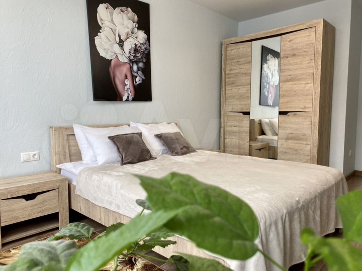 2-к. квартира, 60 м², 1/16 эт.