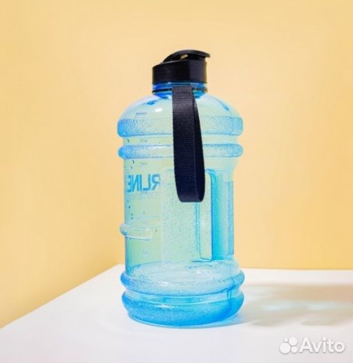 Спортивная бутылка для воды новая