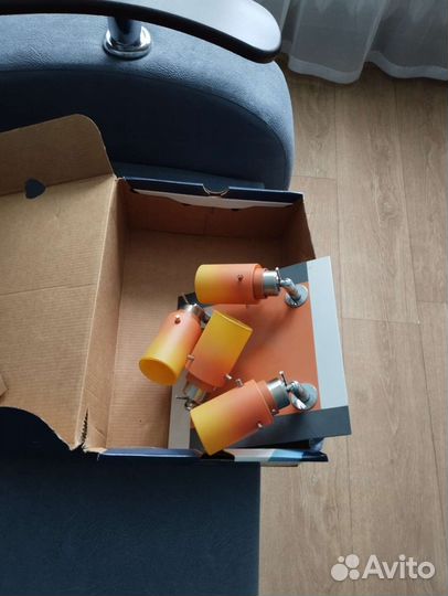 Лампа на потолок