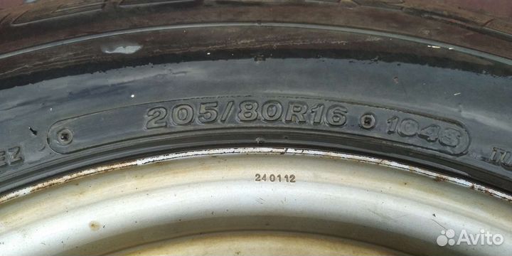 Bridgestone Dueler H/T D689 205/80 R16