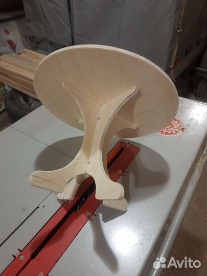 Кукольный стол